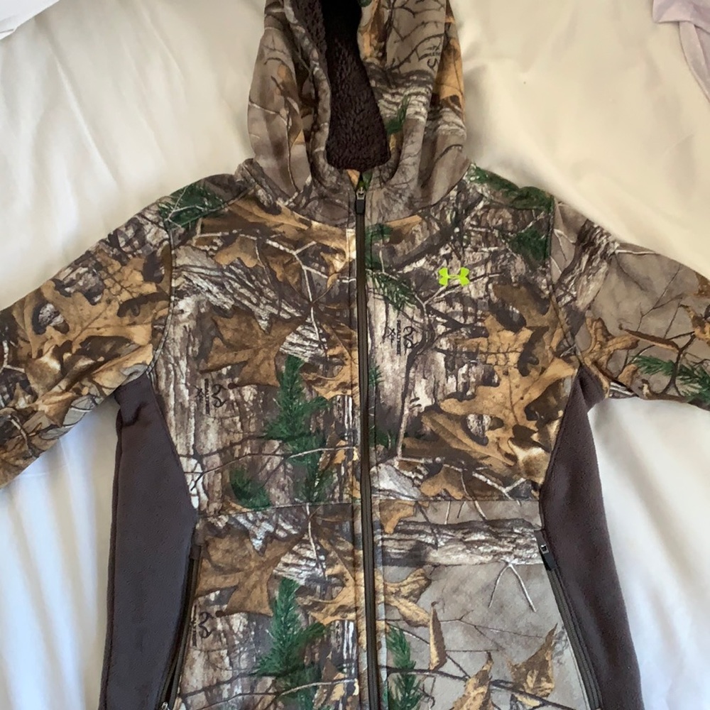 Underarmour polar fleece camo jacket